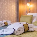 Hotel Mercure Centre De Congres 4*