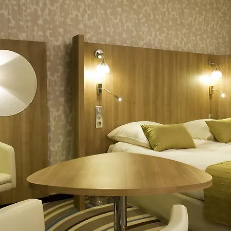 Mercure Centre De Congres Hotel 4*