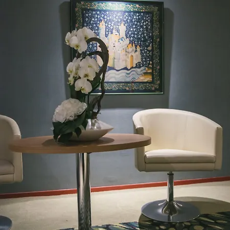 Mercure Centre De Congres Hotel 4*