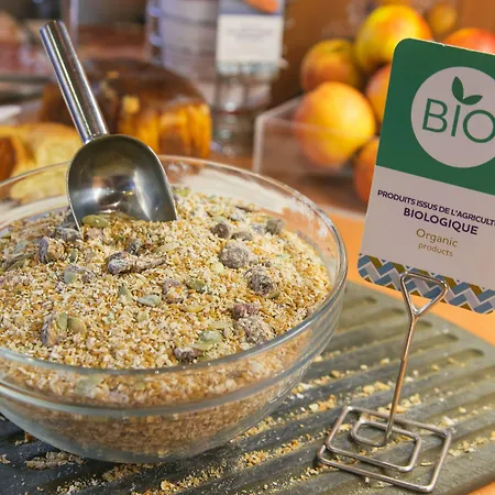 Mercure Centre De Congres Hotel 4*