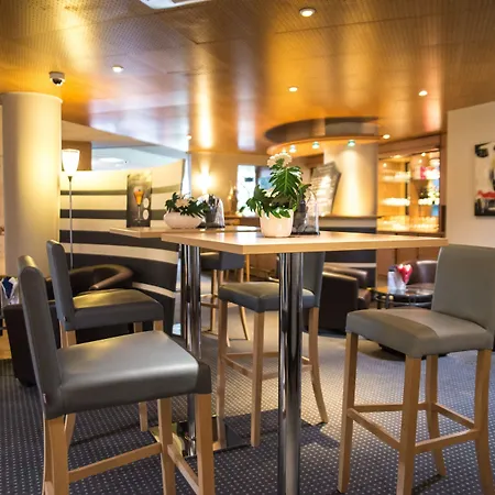Mercure Centre De Congres 호텔 4*