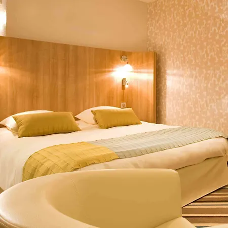 Отель Mercure Centre De Congres