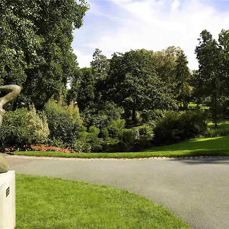 Mercure Centre De Congres Hotel 4*