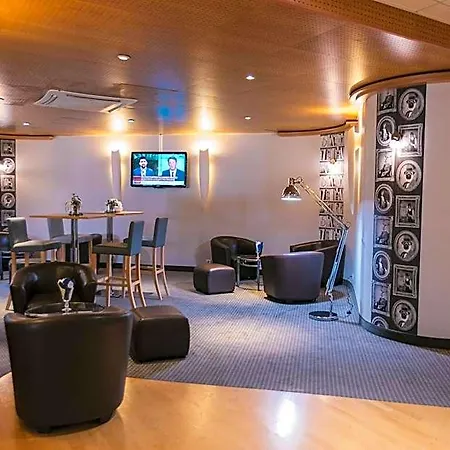 Mercure Centre De Congrès Hotel 4*