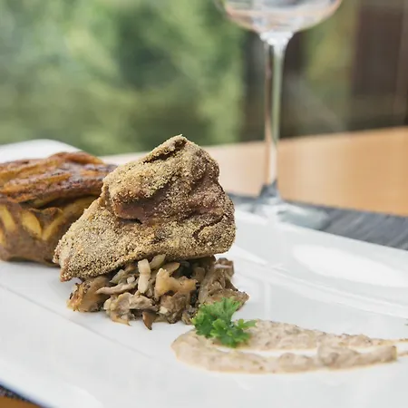 Mercure Centre De Congres Hotel 4*