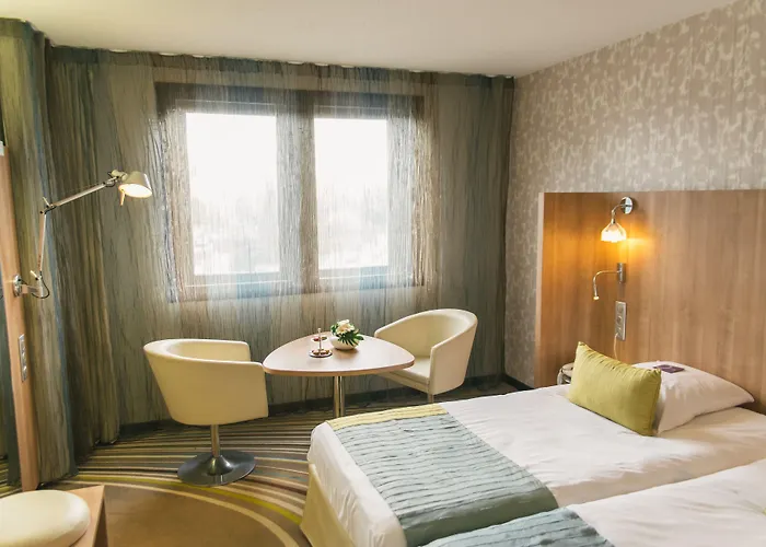 Отель Mercure Centre De Congres