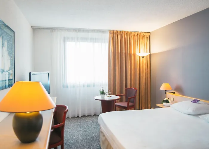 Mercure Centre De Congres 4*