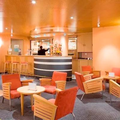 Отель Mercure Centre De Congres