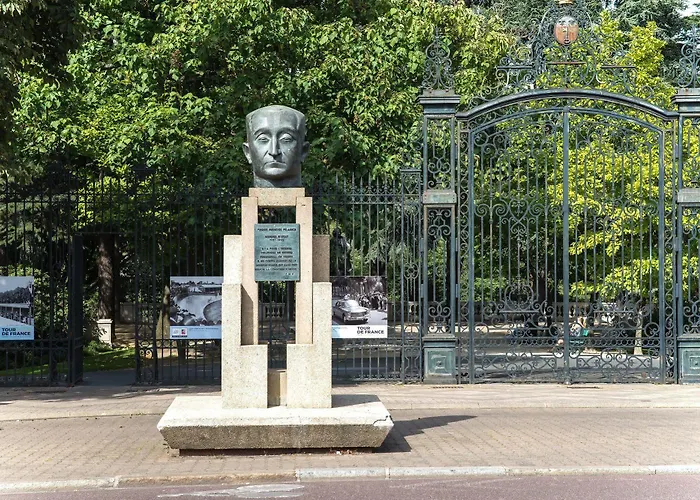 Mercure Centre De Congres Отель